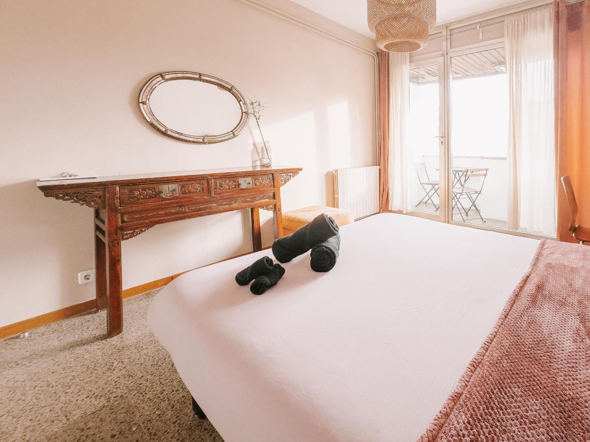 Lovely Rooms In Shared Apartment Gracia Neighborhood Barcelona Eksteriør billede