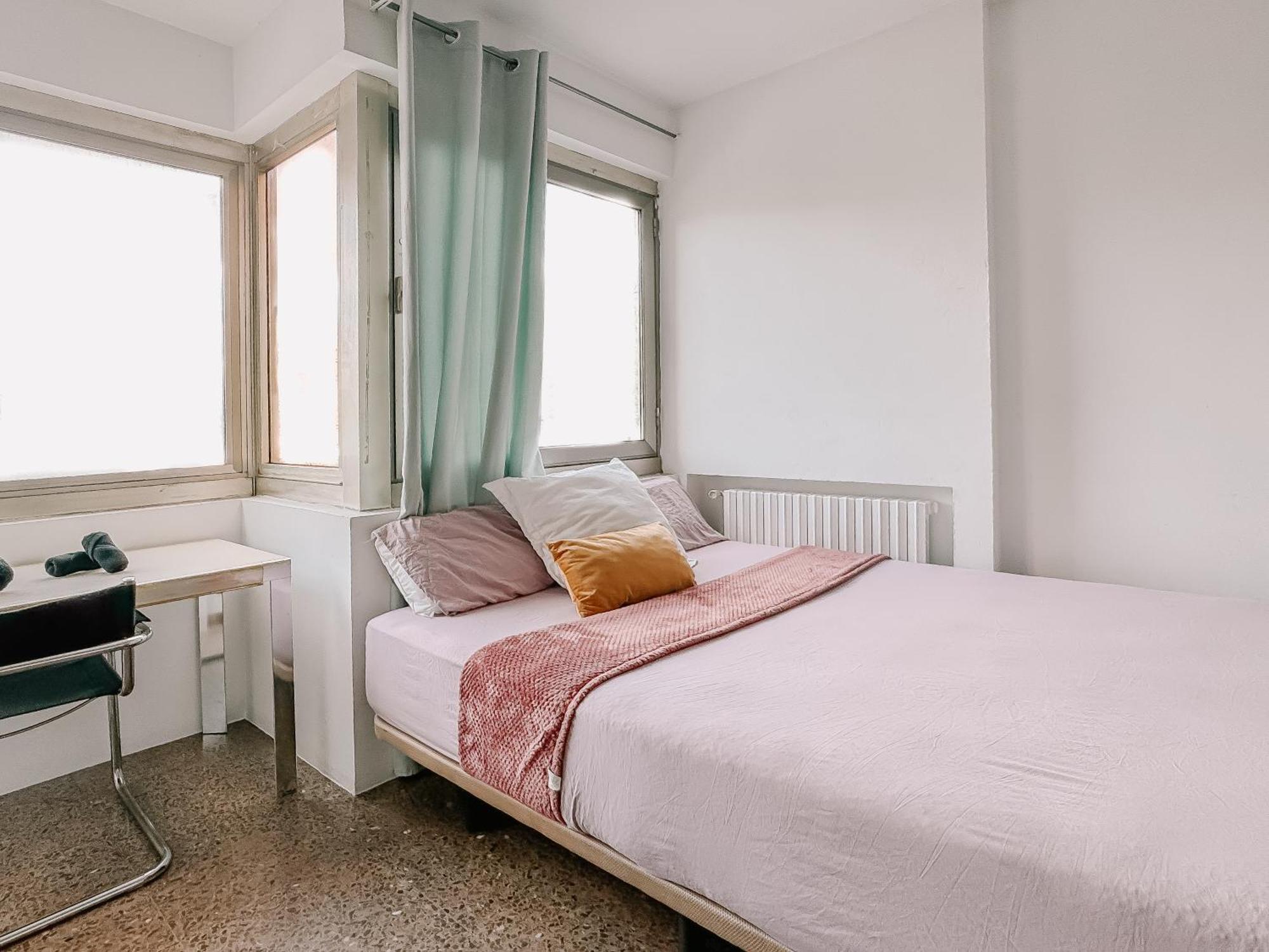 Lovely Rooms In Shared Apartment Gracia Neighborhood Barcelona Eksteriør billede