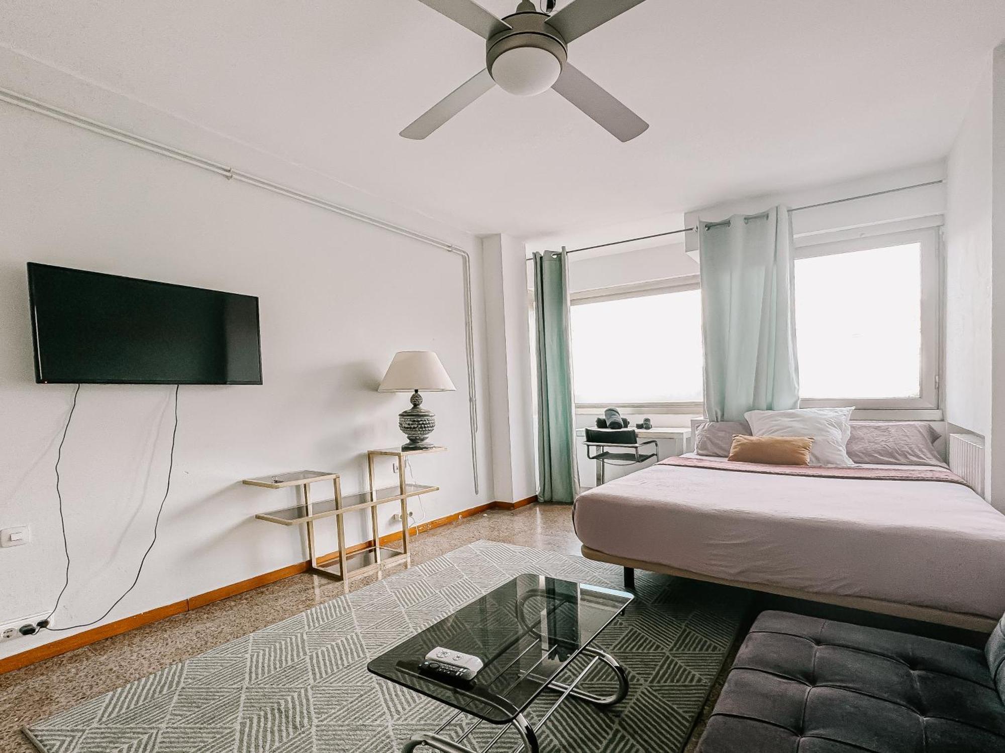 Lovely Rooms In Shared Apartment Gracia Neighborhood Barcelona Eksteriør billede