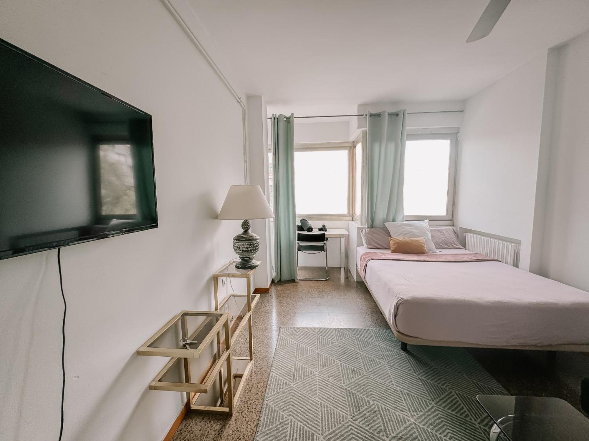 Lovely Rooms In Shared Apartment Gracia Neighborhood Barcelona Eksteriør billede
